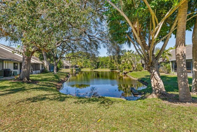 9272 Ketay Circle, Boca Raton, FL 33428