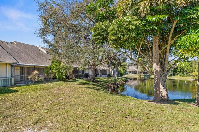 9272 Ketay Circle, Boca Raton, FL 33428