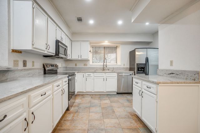 1033 Filmore Drive, Plano, TX 75025