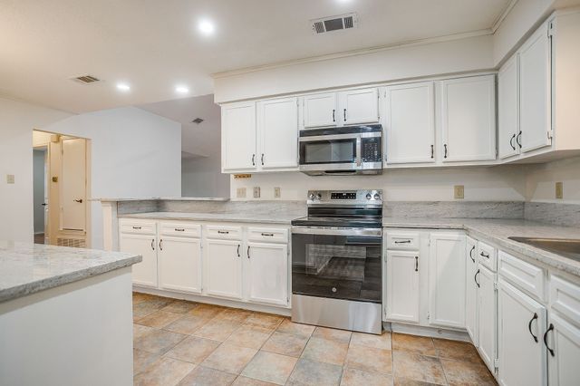 1033 Filmore Drive, Plano, TX 75025