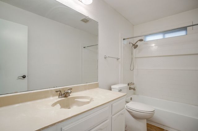 1033 Filmore Drive, Plano, TX 75025