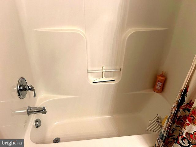 320 S CARLTON AVE, Millville, NJ 08332