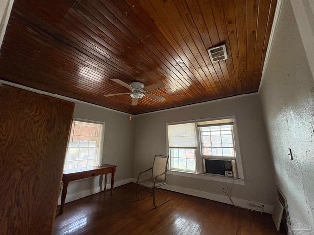 2519 W Desoto St, Pensacola, FL 32505