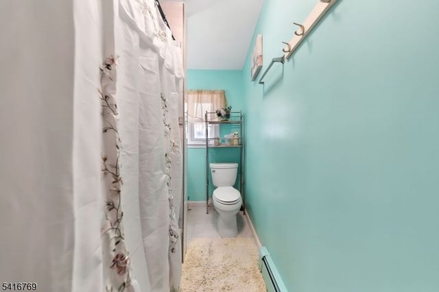 409 Hamilton St, Harrison Town, NJ 07029