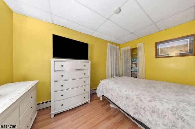 409 Hamilton St, Harrison Town, NJ 07029