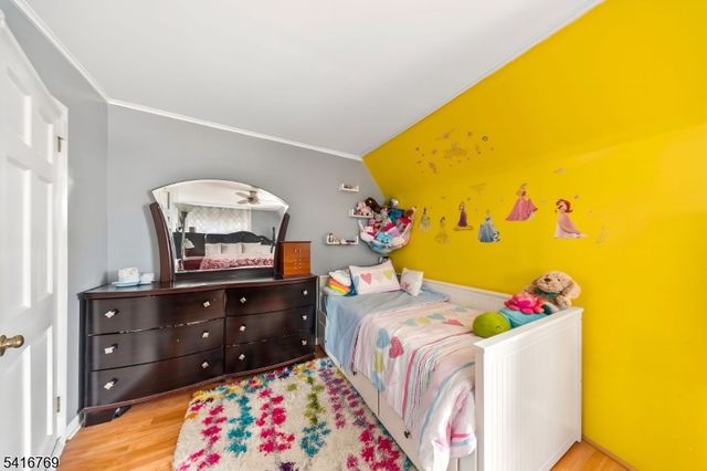 409 Hamilton St, Harrison Town, NJ 07029