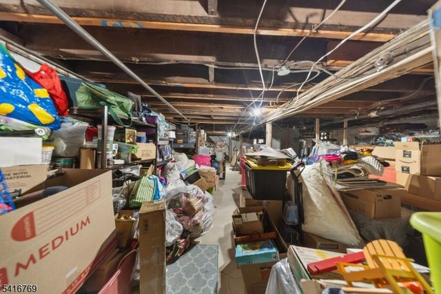 409 Hamilton St, Harrison Town, NJ 07029