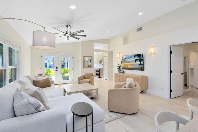 830 HOPE AVENUE, New Smyrna Beach, FL 32169