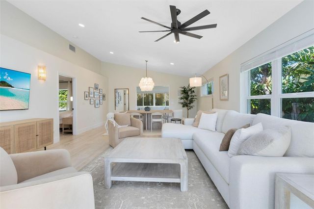 830 HOPE AVENUE, New Smyrna Beach, FL 32169