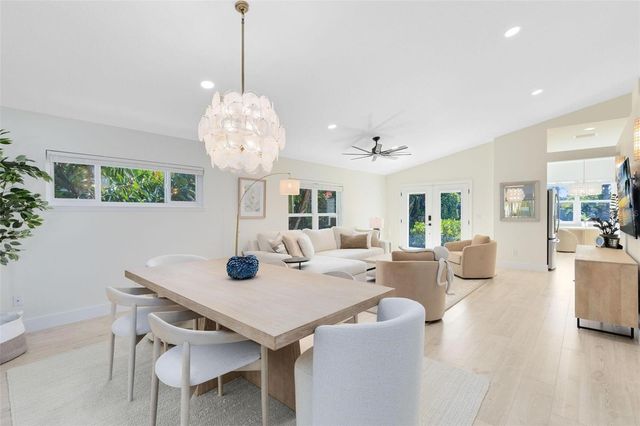 830 HOPE AVENUE, New Smyrna Beach, FL 32169