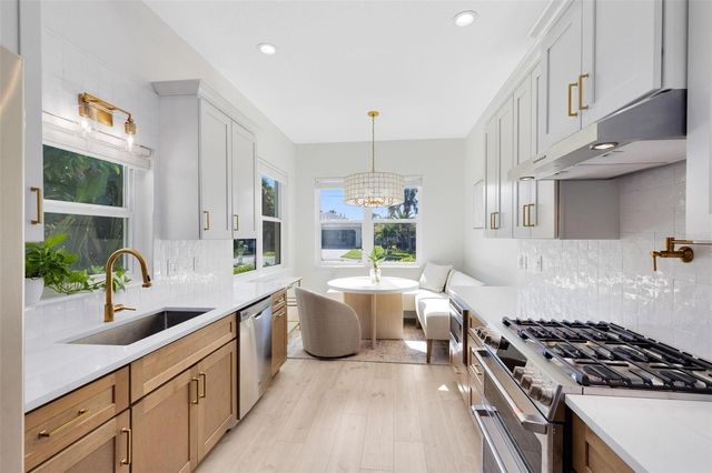 830 HOPE AVENUE, New Smyrna Beach, FL 32169