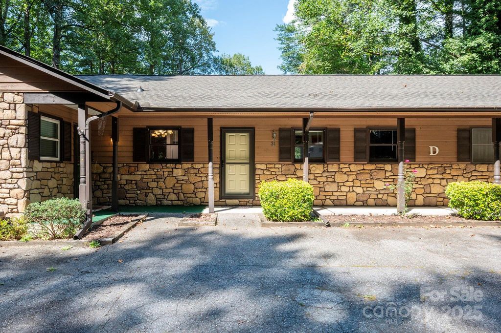 31 Unity Court, Etowah, NC 28729