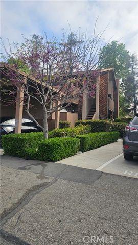 1008 Cabrillo Park C, Santa Ana, CA 92701