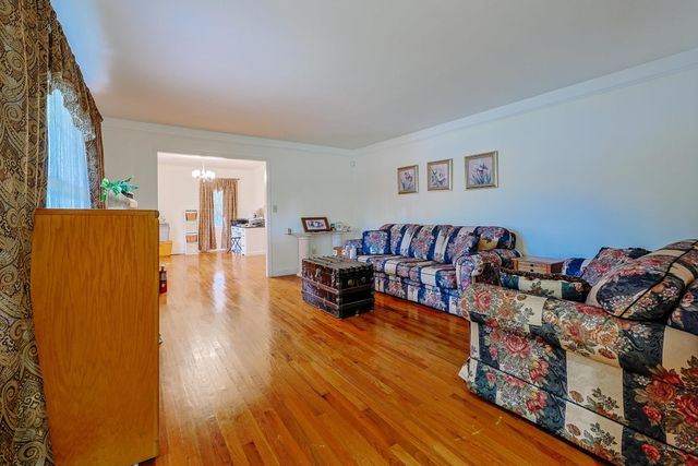 1872 E Marion St., Georgetown, SC 29440