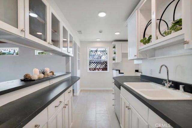 8207 White Oak Avenue, Reseda, CA 91335
