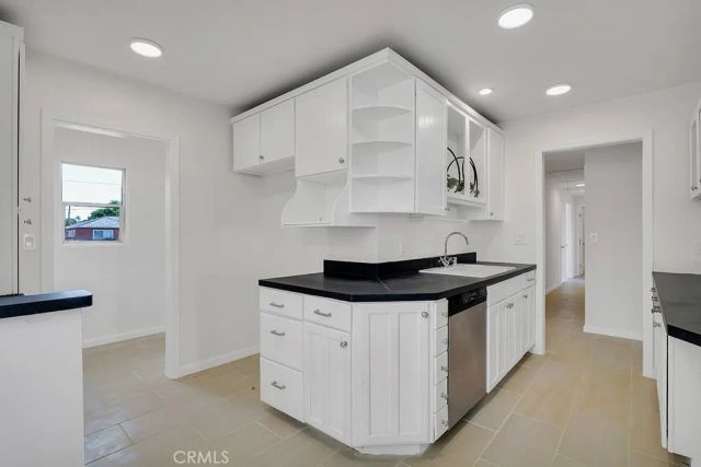 8207 White Oak Avenue, Reseda, CA 91335