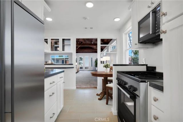 8207 White Oak Avenue, Reseda, CA 91335
