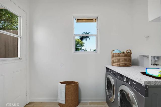 8207 White Oak Avenue, Reseda, CA 91335