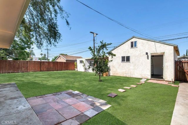 8207 White Oak Avenue, Reseda, CA 91335