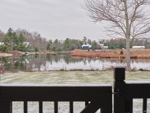61 Lake Shore Drive W, Rock Hill, NY 12775