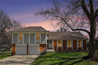 8741 Widmer Road, Lenexa, KS 66215