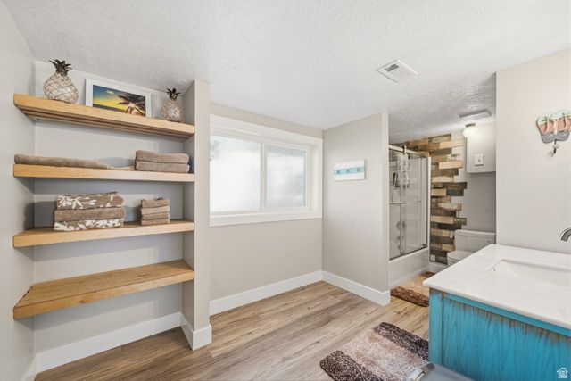 1055 S 1000 W, Clearfield, UT 84015