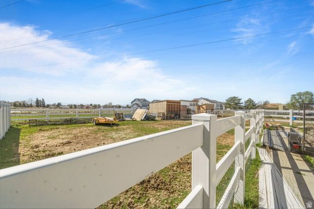 1055 S 1000 W, Clearfield, UT 84015