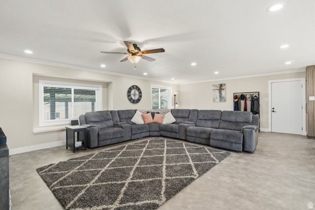 1055 S 1000 W, Clearfield, UT 84015