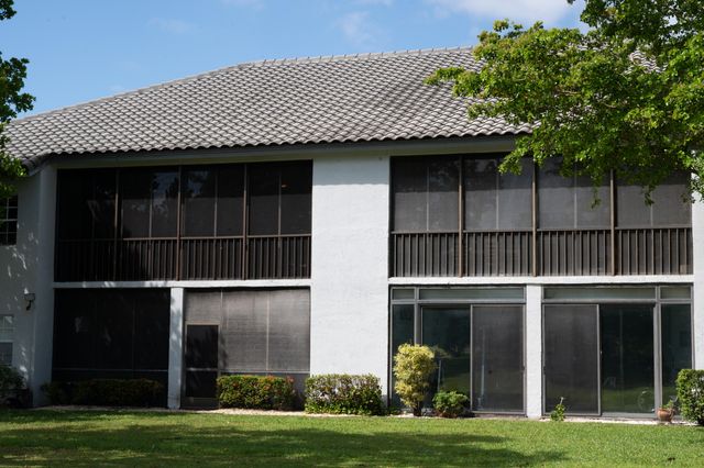 11570 Briarwood Circle 4, Boynton Beach, FL 33437