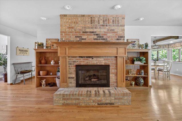 800 King Street, Stoughton, WI 53589