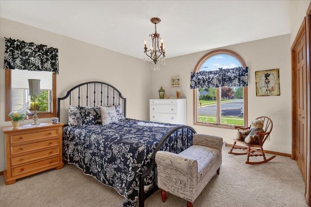800 King Street, Stoughton, WI 53589