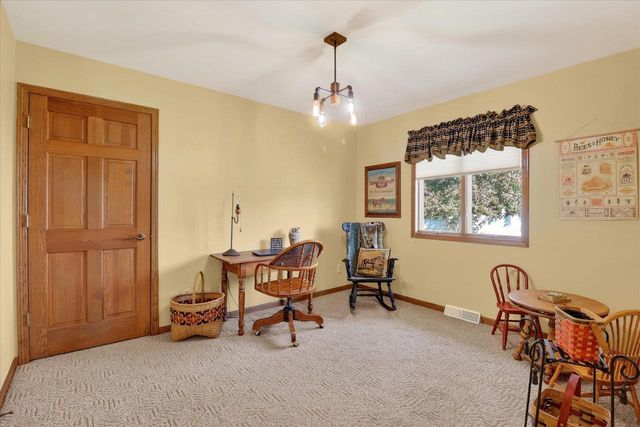 800 King Street, Stoughton, WI 53589