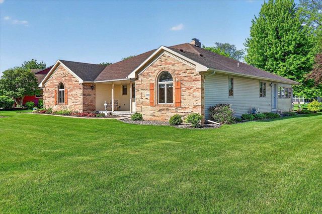 800 King Street, Stoughton, WI 53589