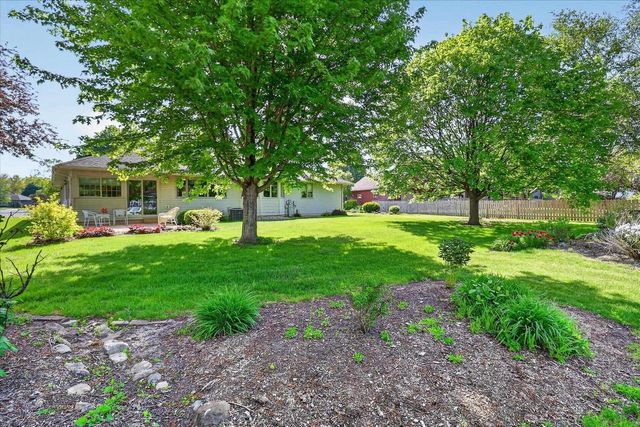 800 King Street, Stoughton, WI 53589