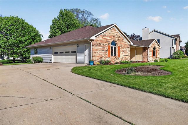800 King Street, Stoughton, WI 53589