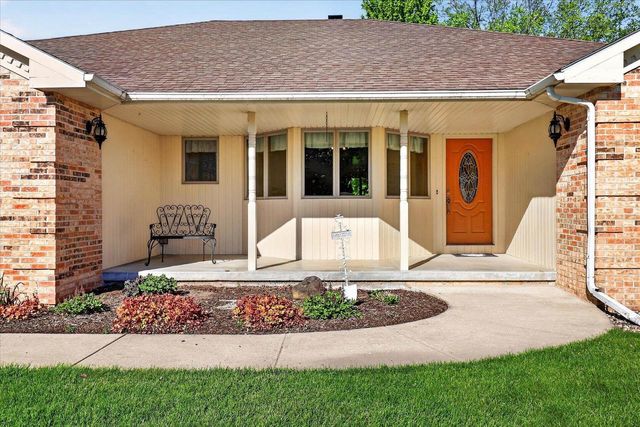 800 King Street, Stoughton, WI 53589