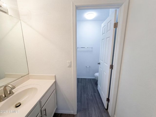 4058 W CHAMA Drive, Glendale, AZ 85310