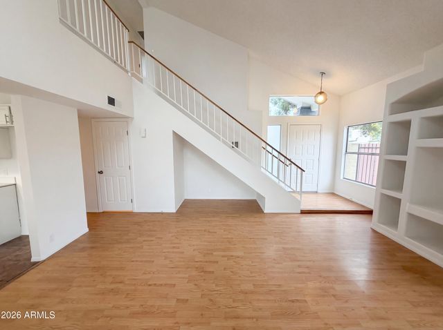 4058 W CHAMA Drive, Glendale, AZ 85310