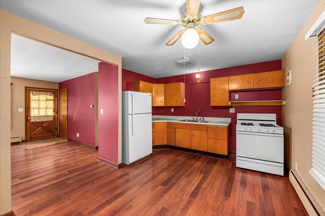 24114 W Hillcrest Drive, Plainfield, IL 60544