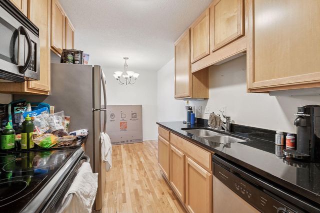 3150 Excelsior Boulevard 207, Minneapolis, MN 55416