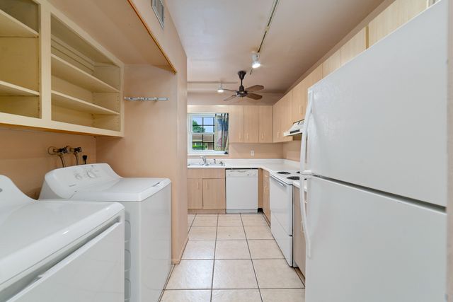 3021 NW 68th Street 11G, Fort Lauderdale, FL 33309