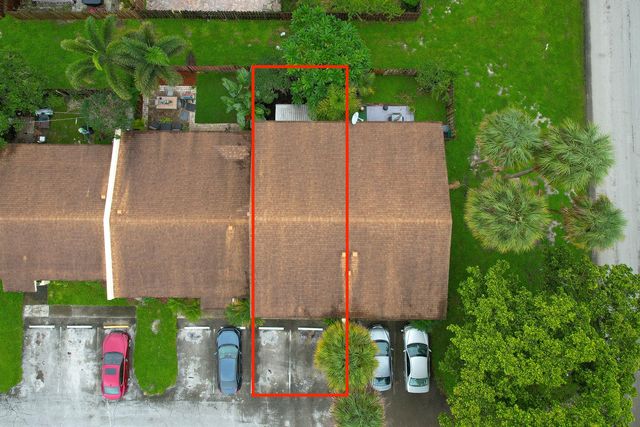 3021 NW 68th Street 11G, Fort Lauderdale, FL 33309