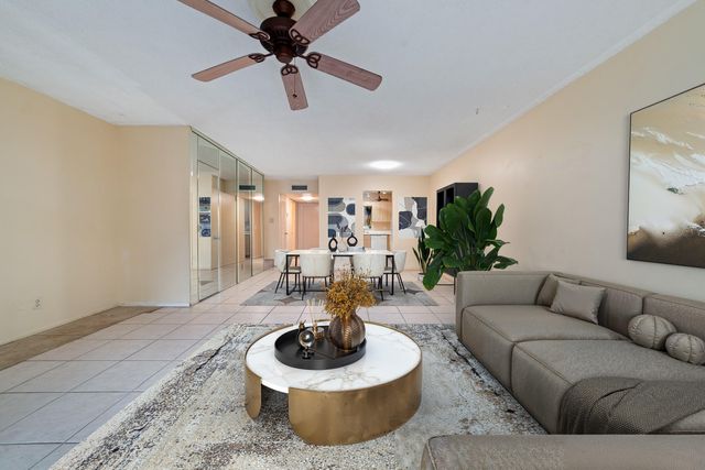 3021 NW 68th Street 11G, Fort Lauderdale, FL 33309