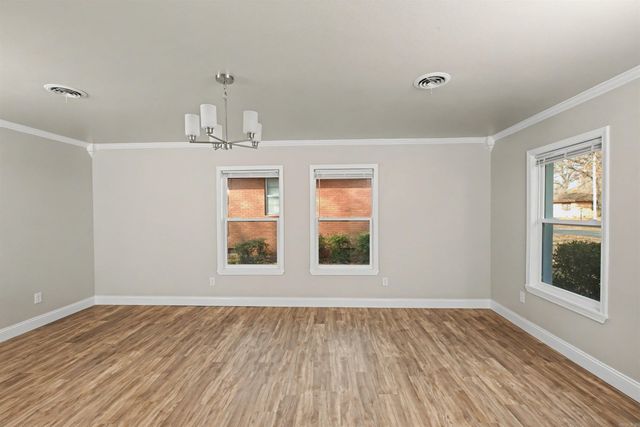 2206 W 36, Pine Bluff, AR 71603