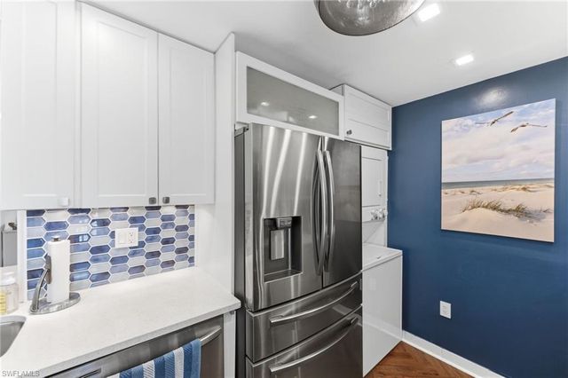 1100 Little Neck CT F52, Naples, FL 34102