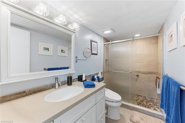 1100 Little Neck CT F52, Naples, FL 34102