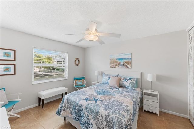 1100 Little Neck CT F52, Naples, FL 34102