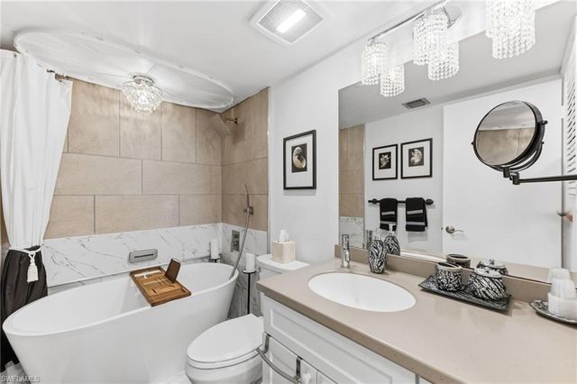 1100 Little Neck CT F52, Naples, FL 34102