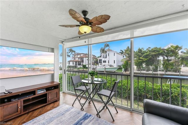 1100 Little Neck CT F52, Naples, FL 34102