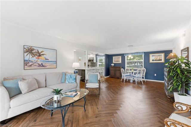 1100 Little Neck CT F52, Naples, FL 34102